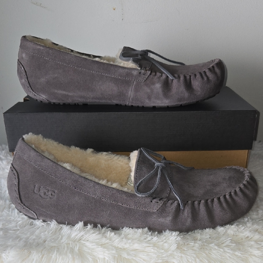 UGG Men's Corvin Charcoal Suede Slipper Loafers  Size: US 18